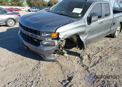 2019 Chevrolet Silverado 1500 Custom z USA, uszkodzony, nr VIN 1GCRYBEH1KZ251747